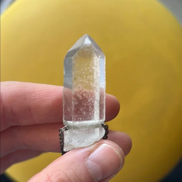 Crystal-like Pendant Necklace - Picture 10 of 10